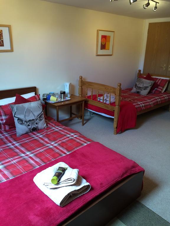 The Old Town Hall B & B Innerleithen Chambre photo