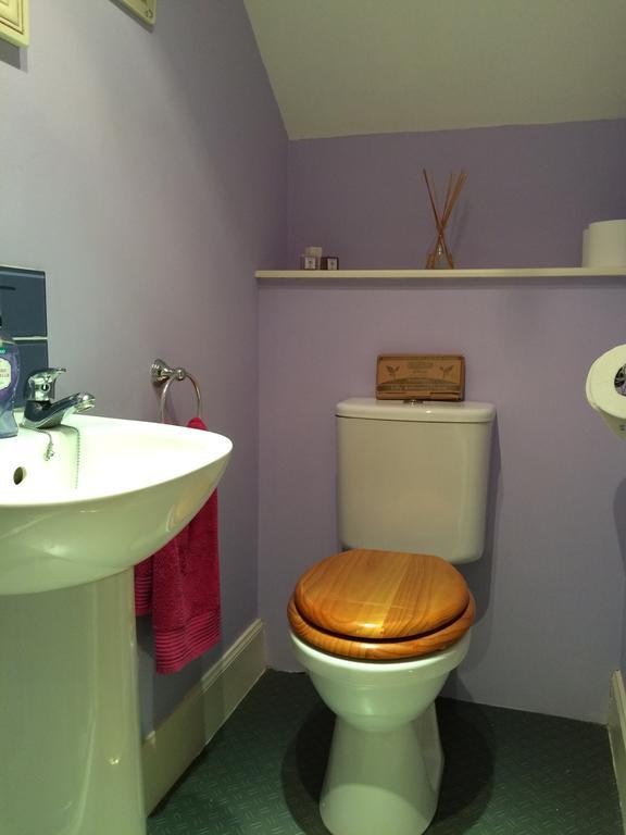 The Old Town Hall B & B Innerleithen Chambre photo