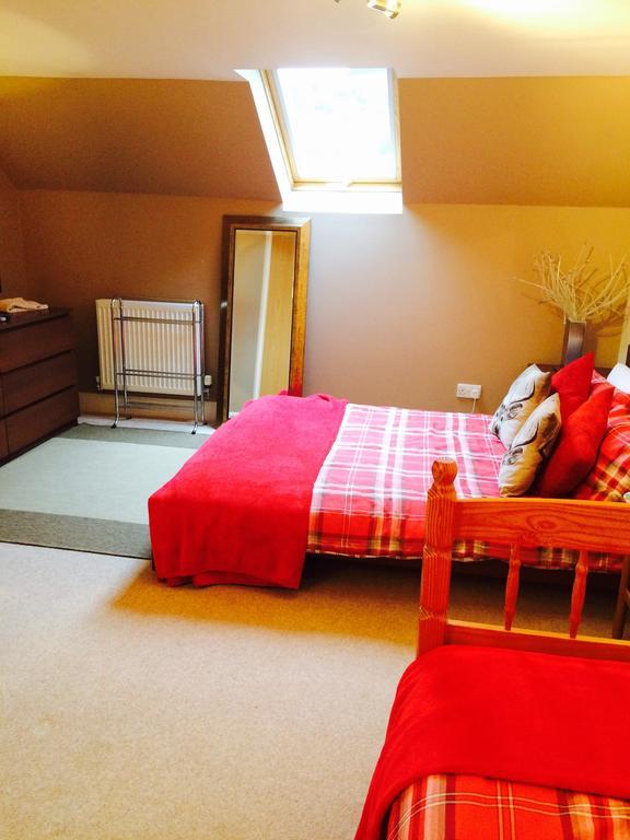The Old Town Hall B & B Innerleithen Chambre photo