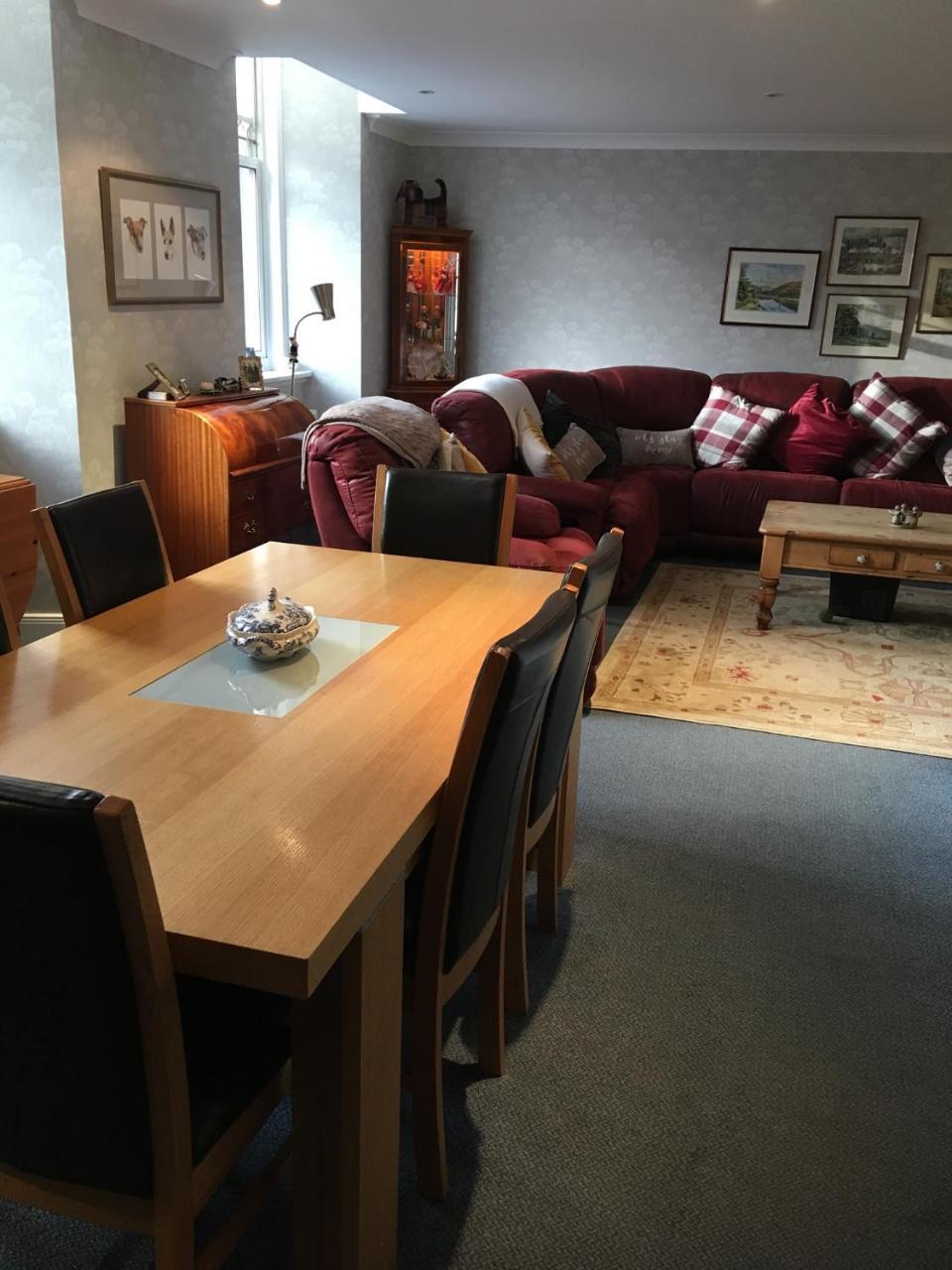 The Old Town Hall B & B Innerleithen Extérieur photo